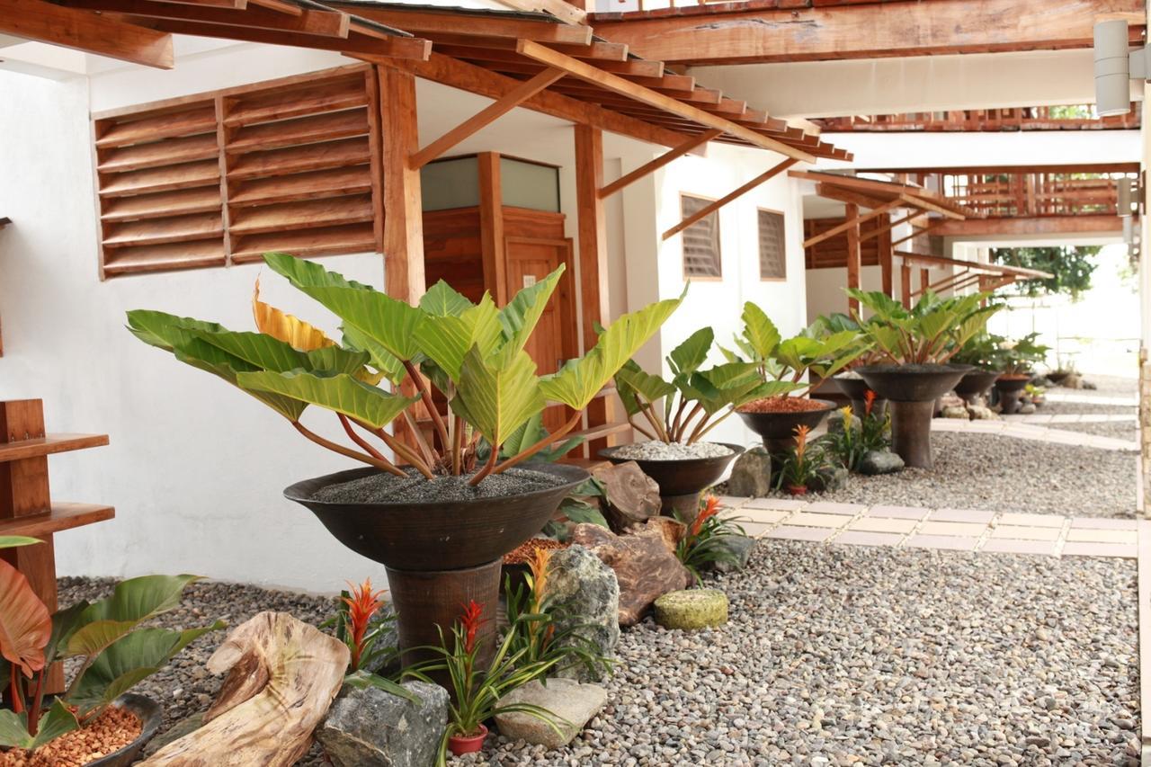 Boffo Resort Calayugan Norte Exteriör bild